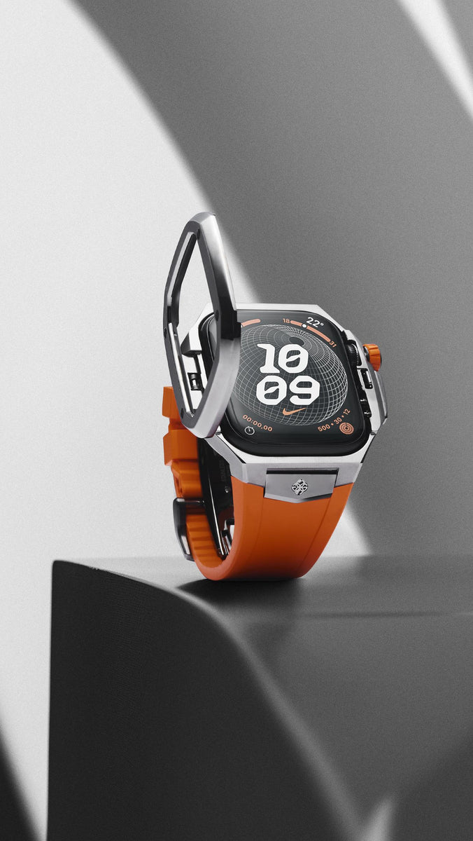 ゴールデンコンセプト  II Titanium Grey Royal Apple Watch Strap Titanium grey: Click-to-Resize